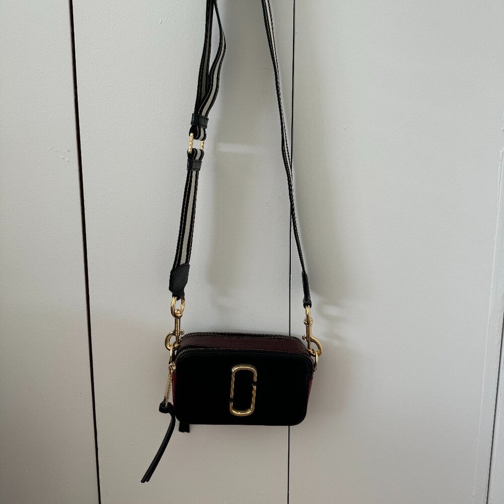 Marc Jacobs Snapshot